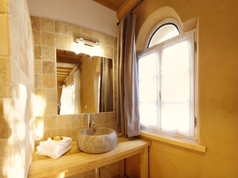 -
Projection: Equirectangular Panini (16)
FOV: 139 x 121
Ev: 6,91